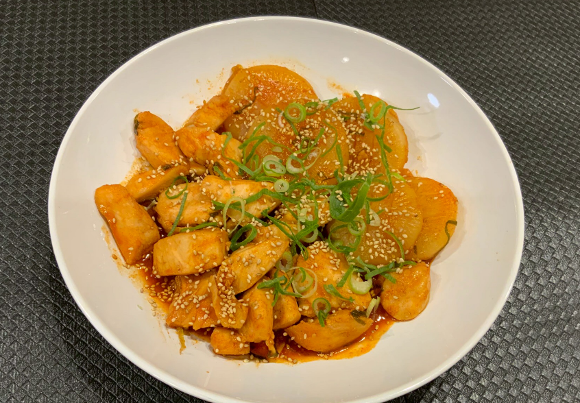 天太鶏と大根のコチジャン煮